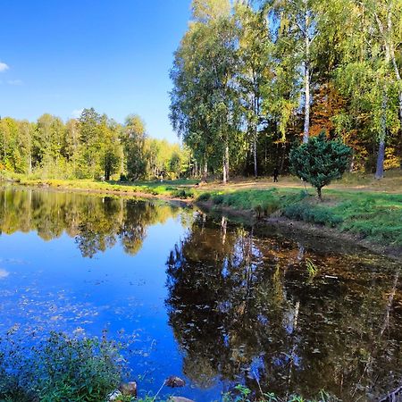 Agroturystyka "Dworek U Pelcow" Рин Екстер'єр фото